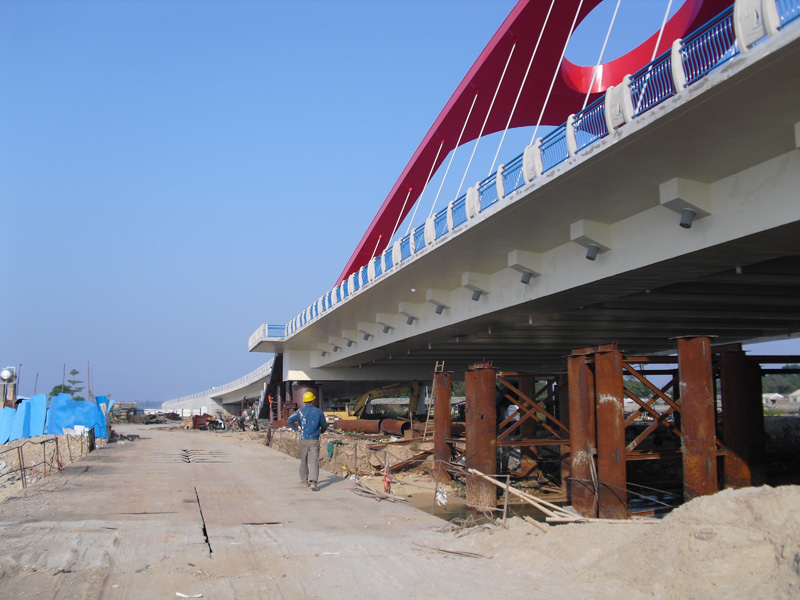 北海高德港大橋(19) - 廣西三象建筑安裝工程有限公司 www.www.cxyhslwjc.cn